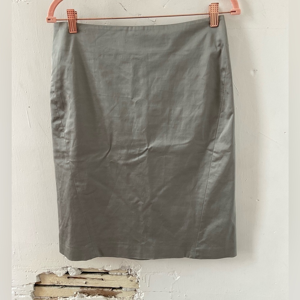 Ann Taylor Gray Pencil Skirt